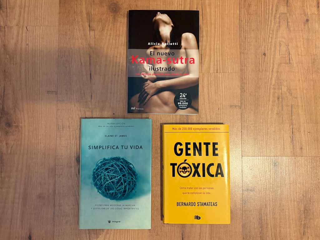 Lot 3 books: Toxic People, Kama-Sutra, Simplify your life