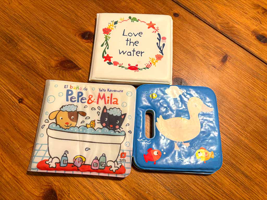 Lote de 3 libros infantiles impermeables para la bañera