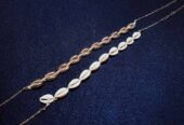 Pulseras de conchas naturales y doradas estilo cowrie – Set de 2