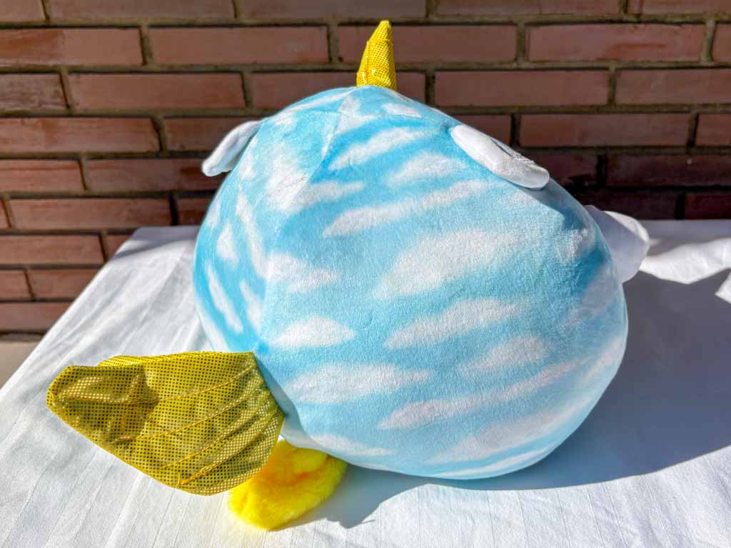 🦄 Peluche Unicornio Nube – Azul Celeste con Detalles Mágicos