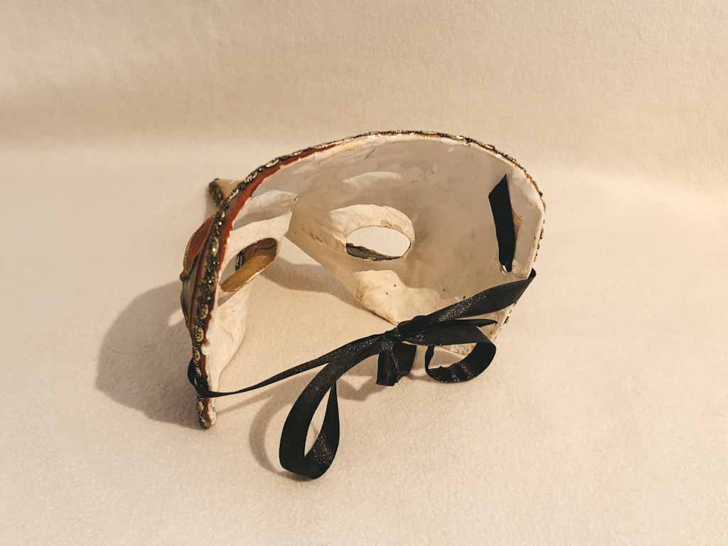 Máscara veneciana original con pico largo | Hecha a mano en Venecia