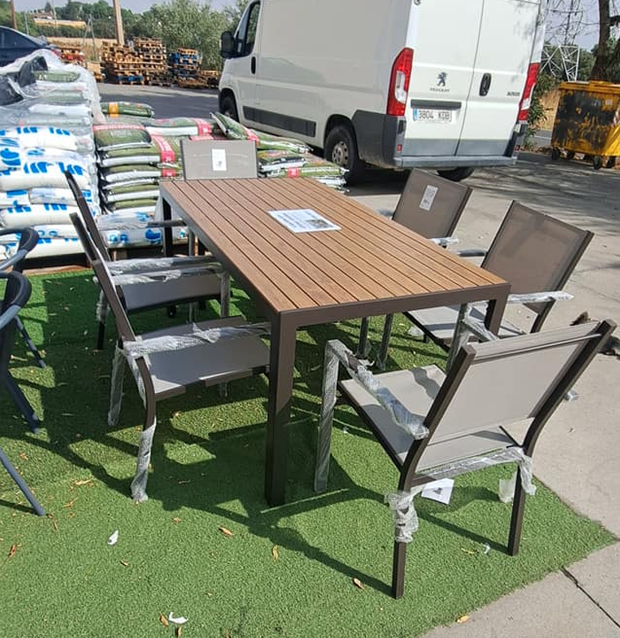 Brígido Gascueña Hardware Store